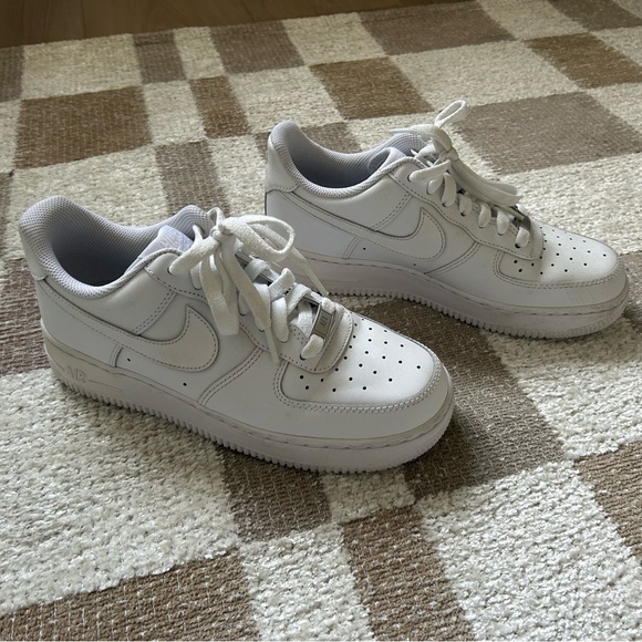 Nike Air Force 1 - Picture 3 of 6